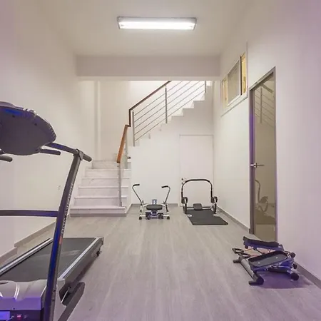 Βίλα Crown Royal Luxury Estates